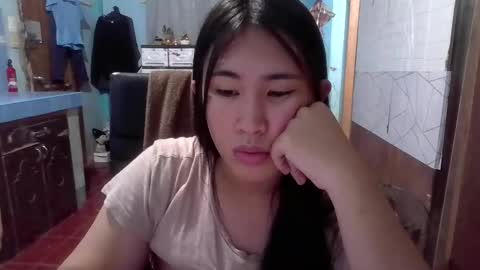 yuriyumixx_xoxo online show from October 25, 10:45 am