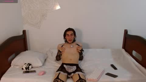 yuyang04 online show from March 30, 8:10 pm