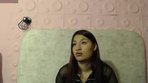 YUYIS online show from January 8, 11:23 am