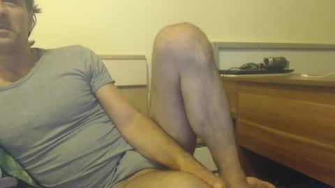 yvesstorm5 online show from December 8, 9:08 pm