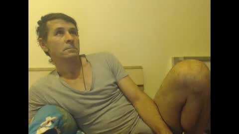 yvesstorm5 online show from February 14, 8:05 pm