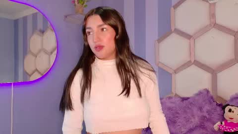 yvi online show from March 20, 1:05 pm