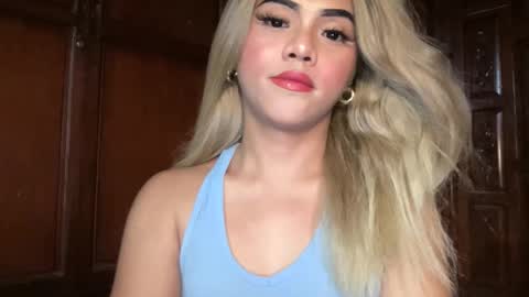 Miss Cali online show from April 1, 9:12 pm