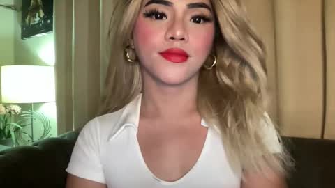 Miss Cali online show from April 13, 5:40 pm