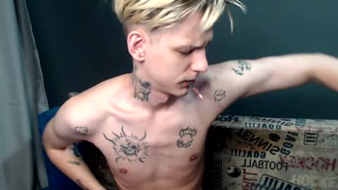 Snapshot of zaaaaaaaaaaaaaaaap chatting on January 4, 1:31 pm Toshka online show from January 4, 1:31 pm