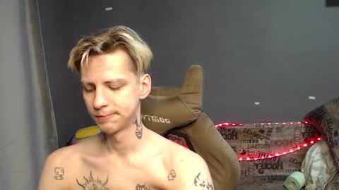 Snapshot of zaaaaaaaaaaaaaaaap chatting on January 9, 6:59 am Toshka online show from January 9, 6:59 am