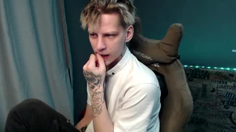 Snapshot of zaaaaaaaaaaaaaaaap chatting on January 10, 2:14 am Toshka online show from January 10, 2:14 am