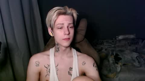 Snapshot of zaaaaaaaaaaaaaaaap chatting on March 3, 11:03 pm Toshka online show from March 3, 11:03 pm