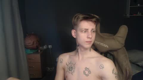 Toshka online show from April 9, 2:22 am