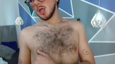 Zack  online show from October 22, 6:13 am