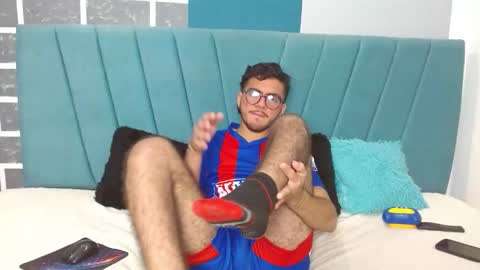 Zack  online show from December 5, 1:03 am