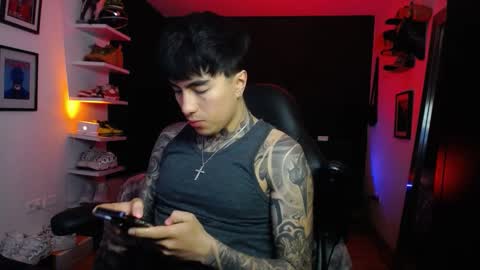 zac_muller1 online show from October 21, 3:07 am