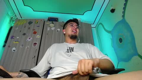 Zac Freelance model online show from January 21, 8:41 am