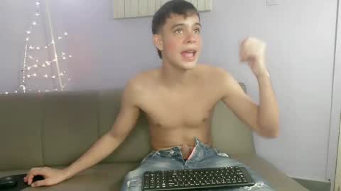 ZACARIAS online show from October 15, 3:50 am