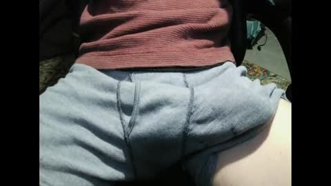 zach52590 online show from October 27, 8:02 pm