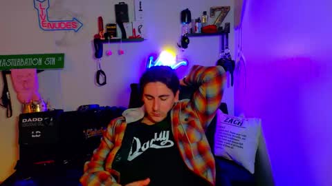 Zach Rhyder online show from December 5, 2:53 am