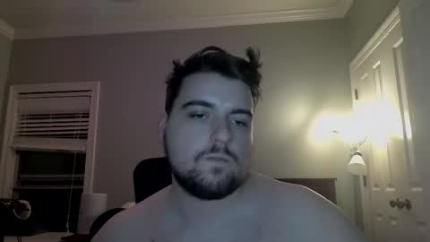 Snapshot of zachs62 chatting on May 22, 3:02 am Zach Shaw online show from May 22, 3:02 am