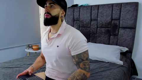 Richard online show from February 17, 3:09 pm