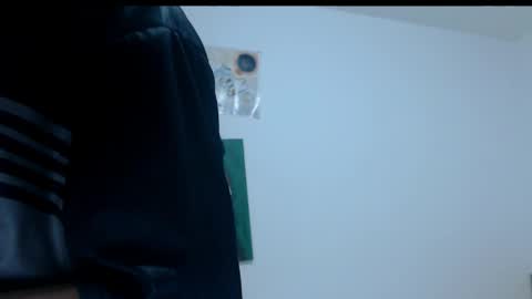 Snapshot of zack_kingg chatting on May 22, 6:57 pm Zack King online show from May 22, 6:57 pm