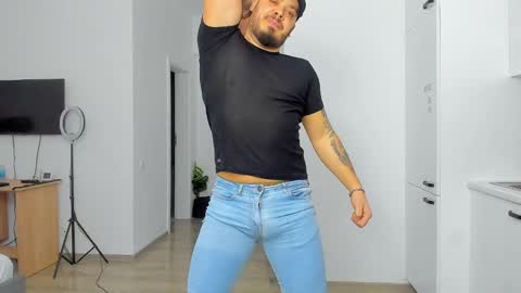 Zack online show from March 3, 1:21 am