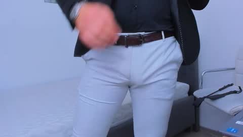 Zack online show from November 15, 11:43 pm