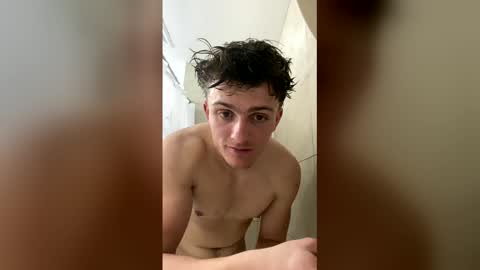 Snapshot of zackphilpp chatting on February 11, 1:10 am Zack online show from February 11, 1:10 am