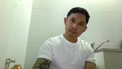 Snapshot of zacpard chatting on June 12, 6:34 am zac online show from June 12, 6:34 am