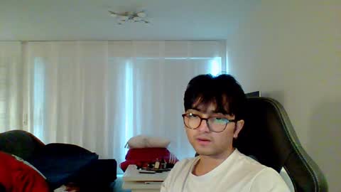 zac online show from December 3, 1:10 pm