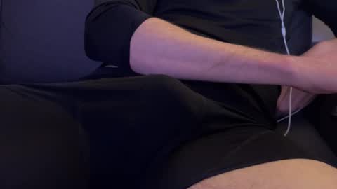 Snapshot of zacxattack chatting on March 14, 1:12 am zacxattack online show from March 14, 1:12 am