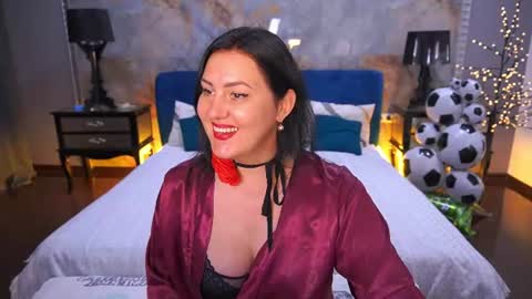 Zafiramoonn online show from July 10, 2:30 pm