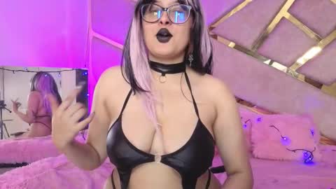 Snapshot of zafire_ chatting on February 8, 4:05 am online show from February 8, 4:05 am