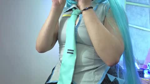 Snapshot of zafire_ chatting on February 19, 4:30 am online show from February 19, 4:30 am