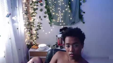 zafiro_azu online show from February 12, 6:47 pm