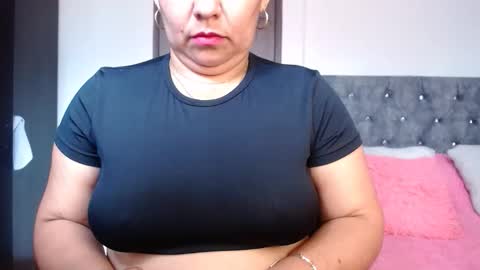 Zahi ... wants to play with everyone...yessss online show from January 16, 5:06 pm