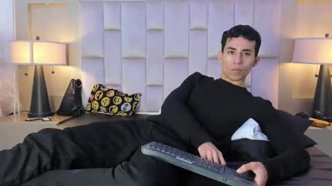 zahir_ashar online show from March 21, 1:54 am