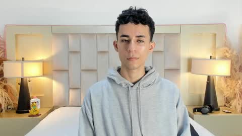 zahir_ashar online show from April 1, 7:33 pm