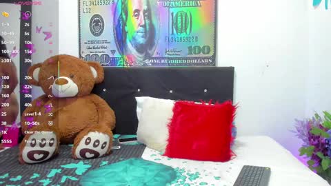  Zahira  online show from September 20, 6:31 pm