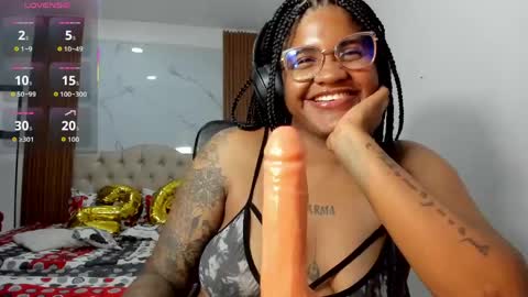 zahra_rose online show from April 16, 9:50 pm