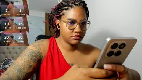 Snapshot of zahra_rose chatting on July 17, 11:39 am zahra_rose online show from July 17, 11:39 am