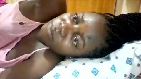 Snapshot of zainxxxx chatting on February 5, 2:19 am zainxxxx online show from February 5, 2:19 am