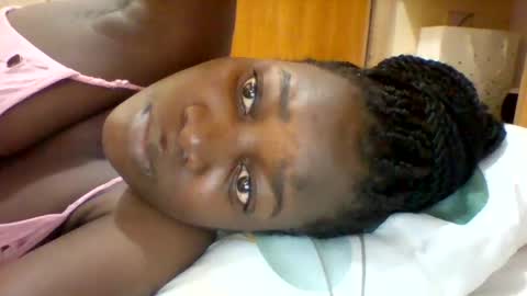 Snapshot of zainxxxx chatting on February 11, 8:48 am zainxxxx online show from February 11, 8:48 am