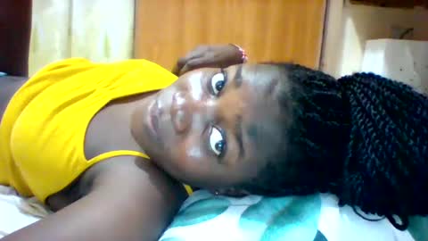 Snapshot of zainxxxx chatting on February 18, 6:04 pm zainxxxx online show from February 18, 6:04 pm