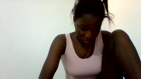 Snapshot of zainxxxx chatting on February 21, 6:53 pm zainxxxx online show from February 21, 6:53 pm