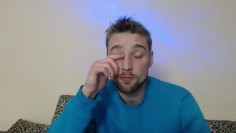zakonezach online show from December 6, 6:50 pm