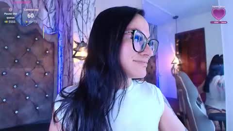   online show from December 14, 5:51 pm