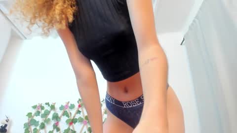 Snapshot of zammu_1992_ chatting on March 3, 2:15 am Zamu online show from March 3, 2:15 am