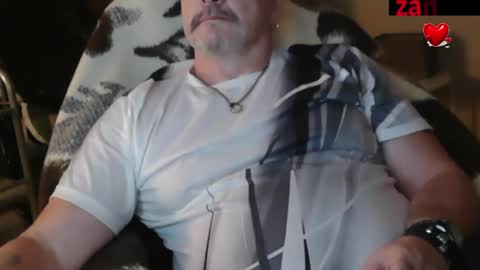 Snapshot of zander007 chatting on January 5, 6:56 pm zander007 online show from January 5, 6:56 pm