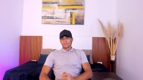 Zander online show from October 9, 1:09 pm