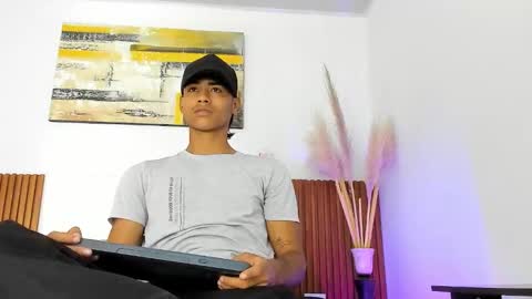 Zander online show from November 9, 1:31 pm