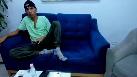 Snapshot of zane_belville chatting on May 14, 10:55 am Zane Belville online show from May 14, 10:55 am